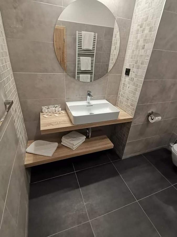 Sareza Hotel Οστράβα Εξωτερικό φωτογραφία