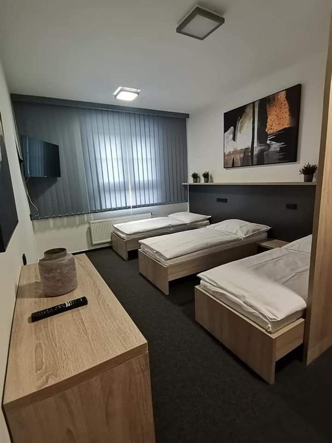 Sareza Hotel Οστράβα Εξωτερικό φωτογραφία