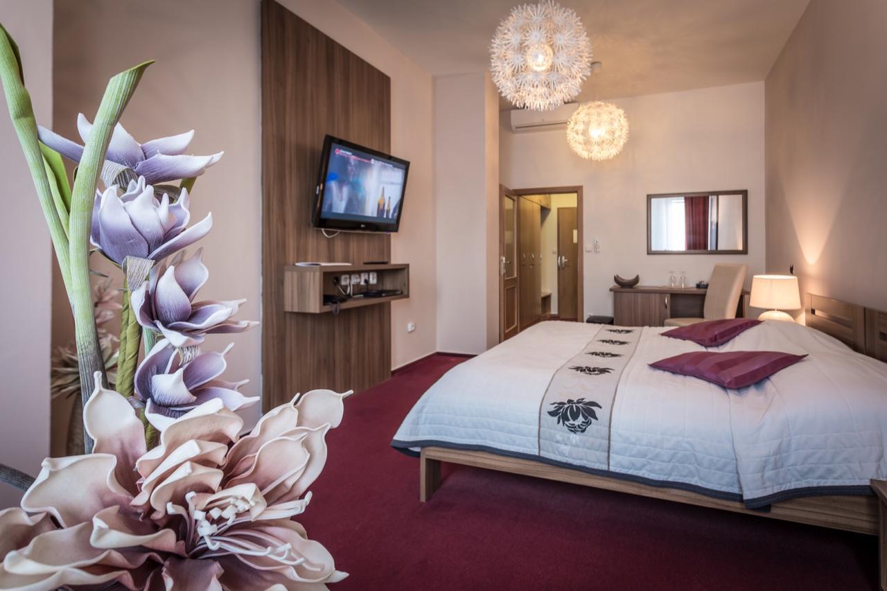 Sareza Hotel Οστράβα Εξωτερικό φωτογραφία